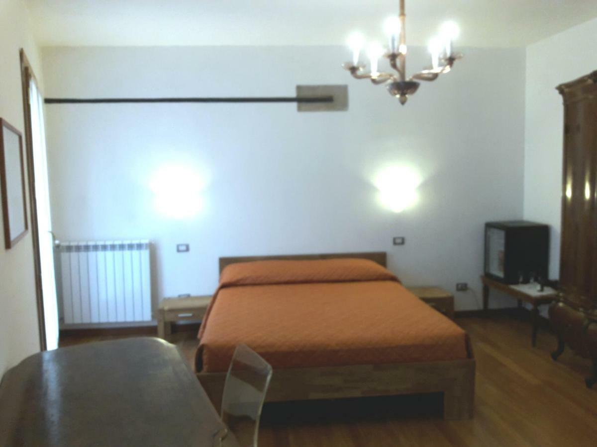 Casa Renata Apartment Венеция Стая снимка